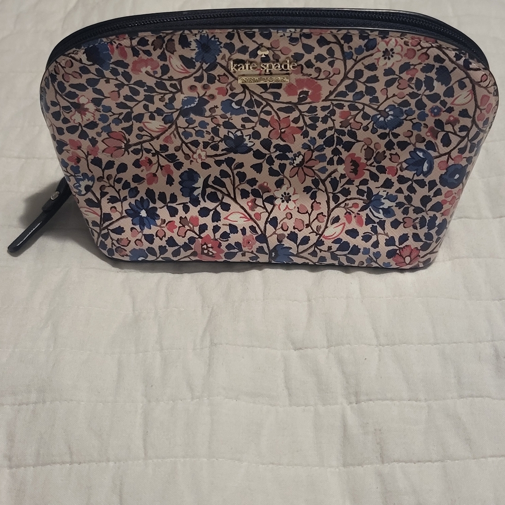 Kate Spade Sylvia Small Wild Flower Cosmetics Case Make-up Bag Pouch